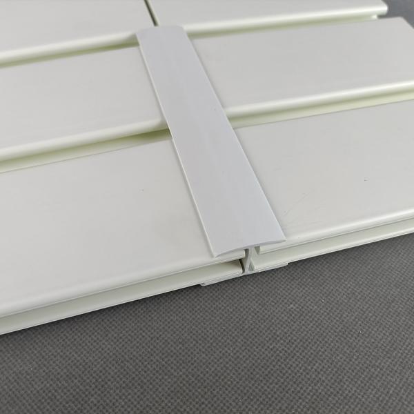 Decoração das lojas dos painéis do PVC Slatwall da isolação do supermercado de Huaxiajie