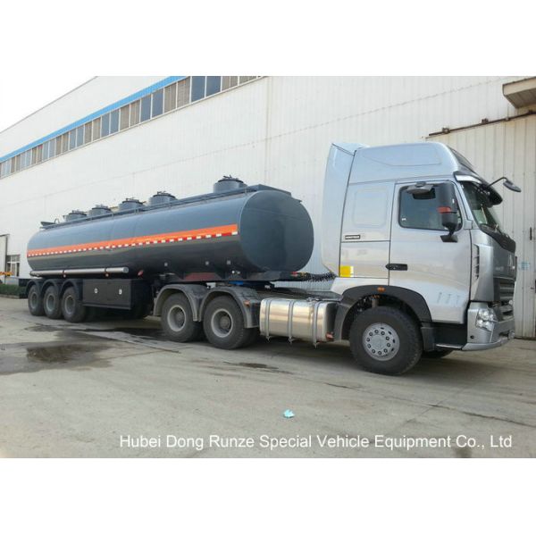 30-45CBM Chemical Tanker Truck 3 Axles For Hydrochloric Acid , Ferric Chloride Delivery