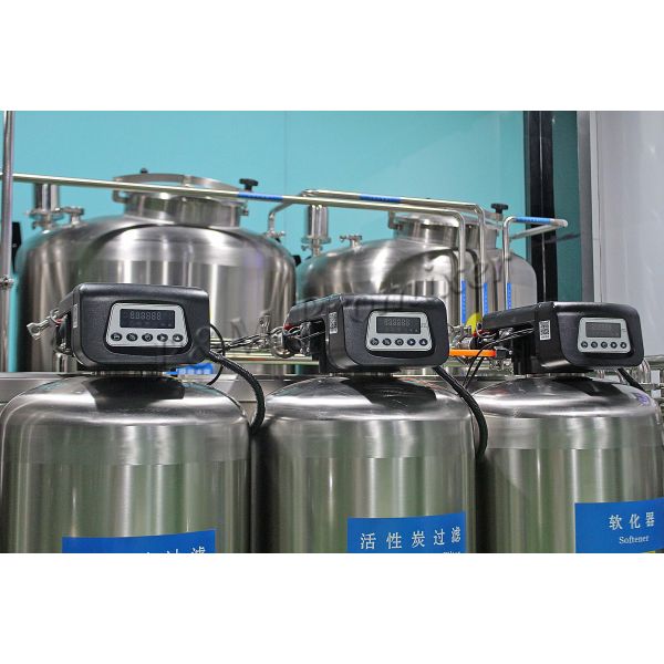 Sistema de filtración de agua Instalaciones de desalinización de agua de mar Sistema RO para aplicaciones industriales