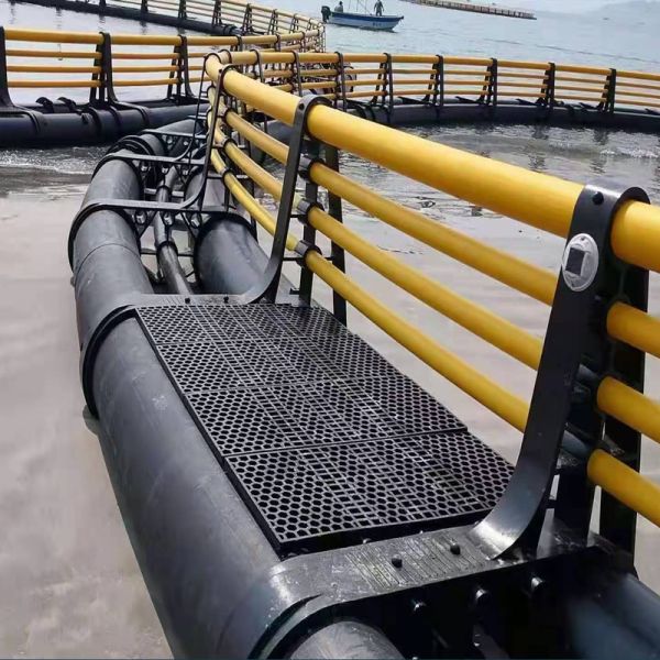 Freshwater Fish Cage Floating Platform Integrated Molding Seamless Frame Anti Aging Corrosion Resistant For Pond Lake Aquaculture