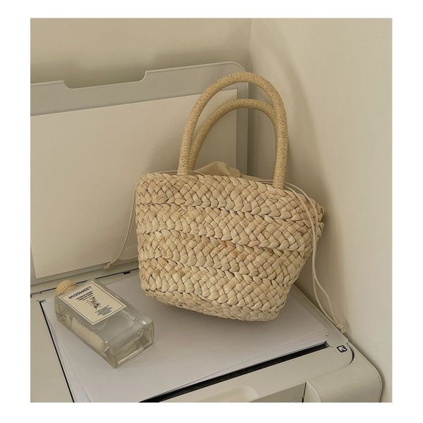 Handled Style Fashion Women's Large Capacity Beach Straw Handbag Woven Knitted Crochet Tote Polyester