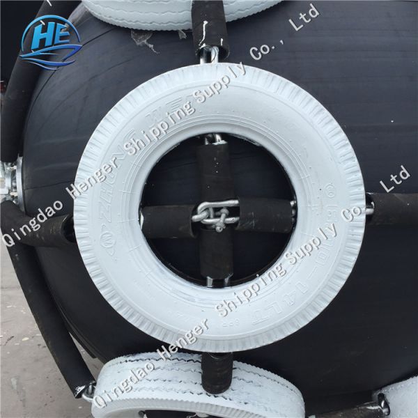 Inflatable Floating Boat Pneumatic Rubber Fender Marine Rubber Fender