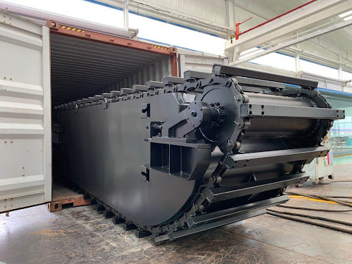 Amphibious Excavator Pontoon Float Undercarriage with Crawler Chain for Reservoir Dredging Sand Gravel Soil Tanks