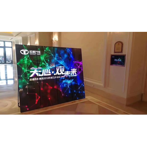 Movable Indoor Led Poster Display Screen Panels for ads in Shopping centre