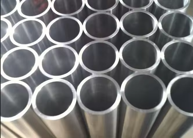 Durable Material Industrial Round Shape Gr5 Titanium Exhaust Seamless Hydraulic Tube Pipe for Gas Heat Treatment Equipment