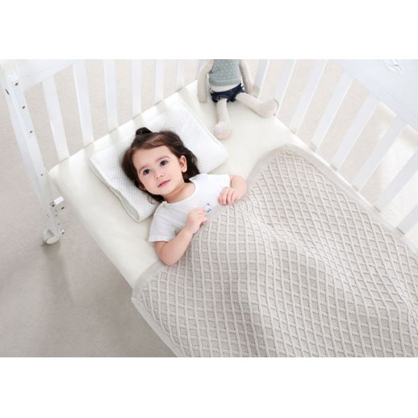 Knitted Personalized Cotton Baby Blankets , Customized Oblong Unique Baby Bedding Sets