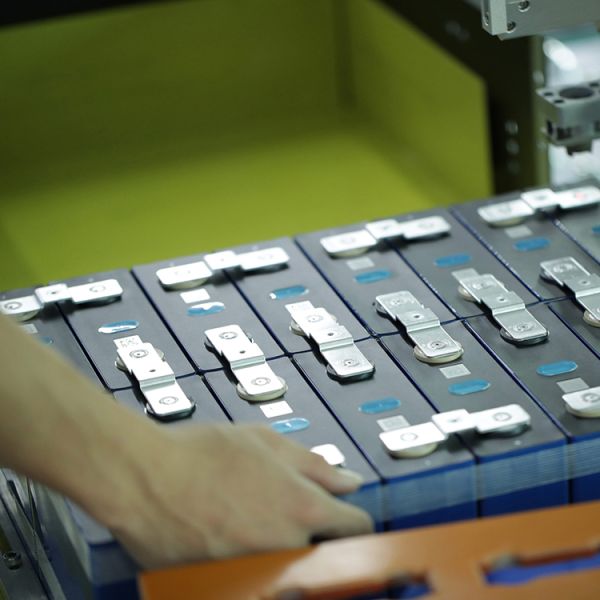 CLF OEM ODM Литий Lifepo4 аккумуляторный пакет 12V 24V 50AH 100AH 300AH 400AH Для катера Голф тележки Автобусы Автомобили Скутеры ESS