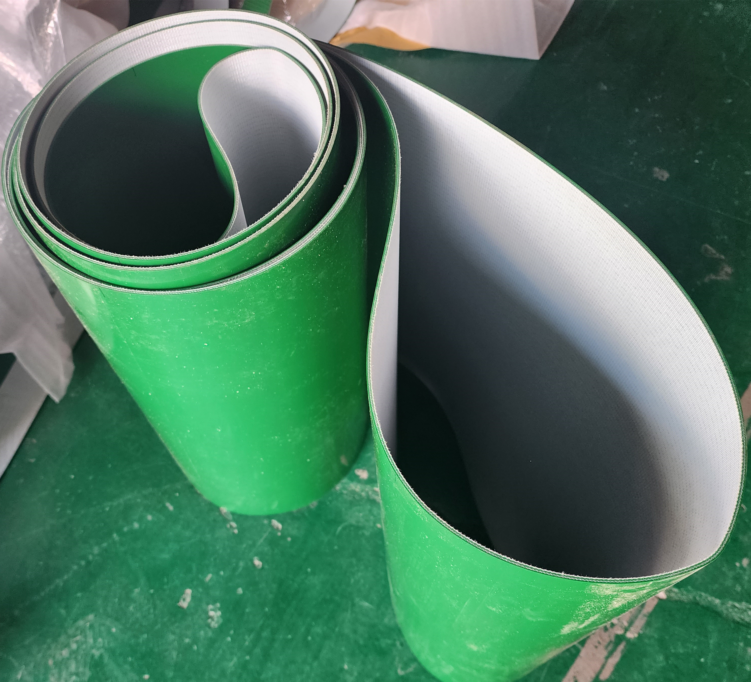 3 курсируйте конвейерную ленту Pu Pvc с плоской картиной
