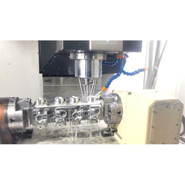 Части CNC нержавеющей стали поворачивая подвергая механической обработке анодировали допуск 0.01mm