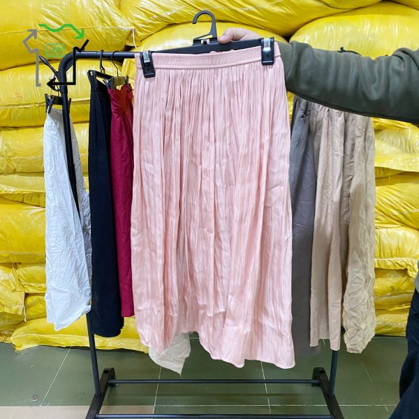 Used Ladies Half Length Fashionable Dress Second Hand Skirts Multi Colored Wholesale