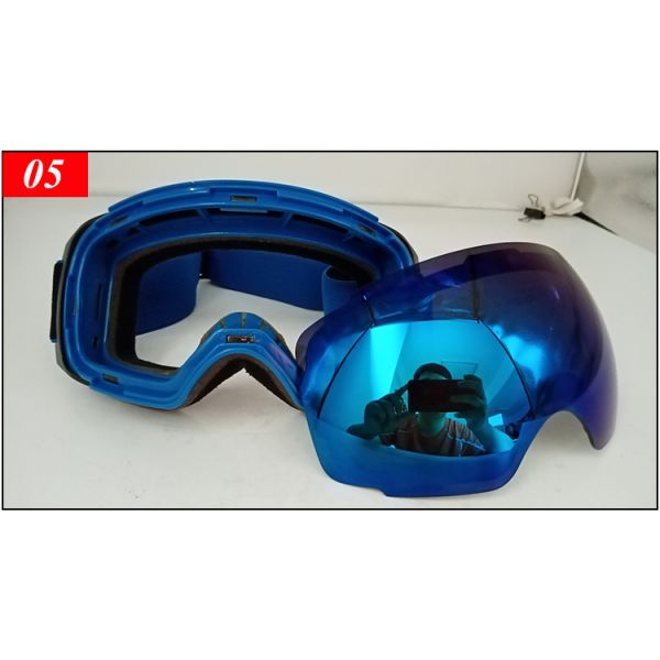 Customized Men's Ski Goggles with Magnetic Interchangeable Lenses Custom Design