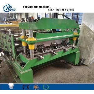 a espessura 30Kw Auotomatic de 0.8-1.2mm galvanizou o rolo do Decking do piso de aço que forma a máquina