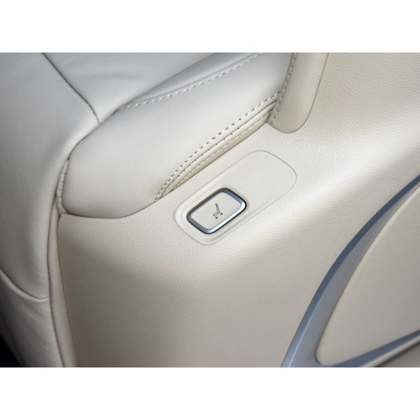 Customization Top Speed Km/H 195 MPV Car Gasoline Car Buick Gl8 2023 Es Flagship Version