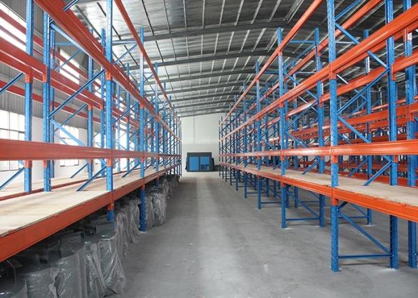 Supports en acier industriels résistants de stockage avec le panneau de contreplaqué pour l'entrepôt énorme