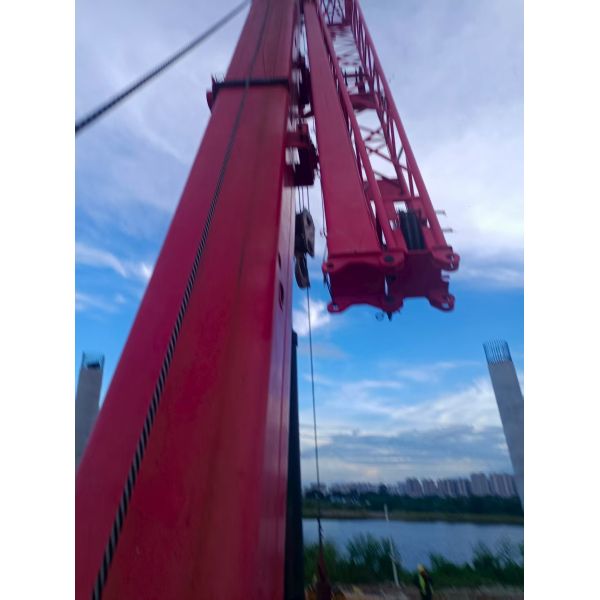 Vente de grues mobiles de 50 tonnes - Équipement de levage de construction lourde