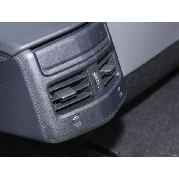 Седан Toyota Bz3 2023 616 км Дальний пробег PRO Электрическое транспортное средство Левое рулевое колесо