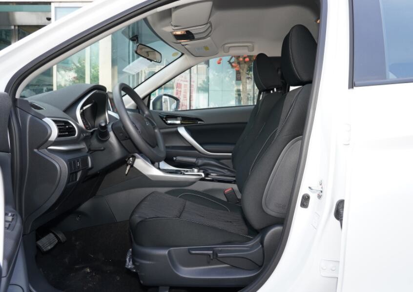 Mitsubishi ECLIPSE CROSS 2021 1.5T Four Wheel Passion Editon Компактный внедорожник