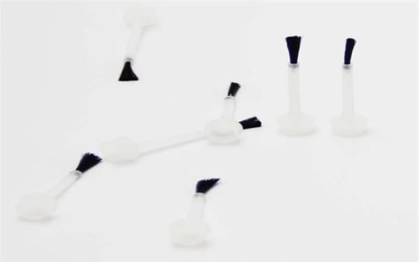 Garrafas vazias de nylon combinadas do verniz para as unhas da escova e do tampão 15ML 13/415