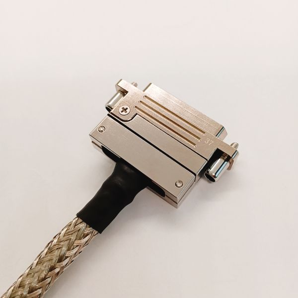 Male Mini Pin Connector MIL-DTL-83513 Multi Way Connectors With Shielding Braid Cable Clippe