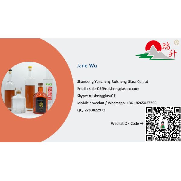 Customized Capacity 100-1000ml Clear Square Glass Spray Bottle for Whiskey Supply