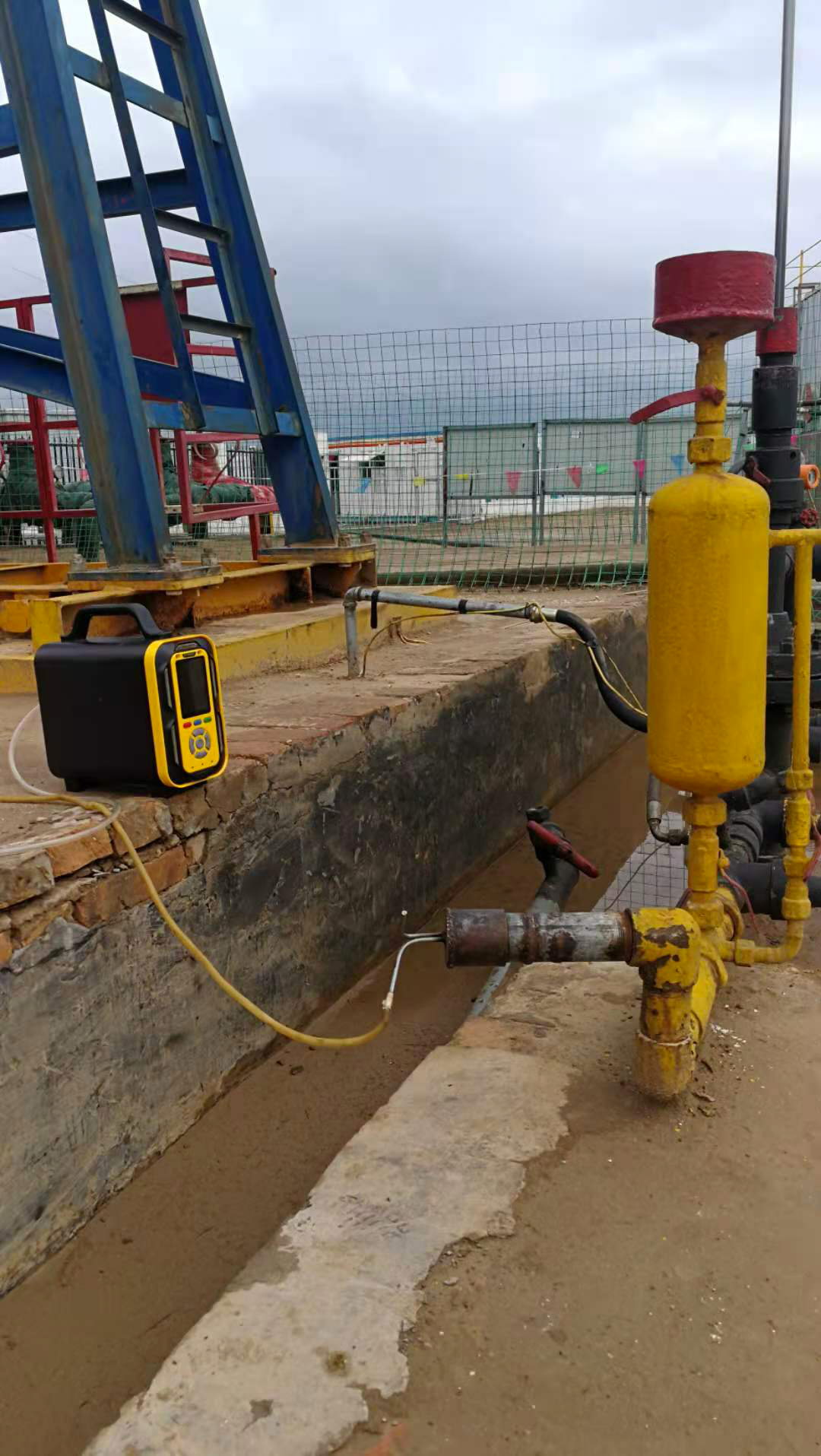 Zetron PTM600-Bio Exhaust Gas Analyzer For Measuring Methane And Carbon Dioxide