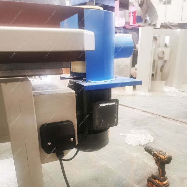 Vertical Woodworking Sand Belt Polishing Machine for Industrial Woodworking Process