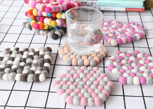 Circle Heart Shaped Wool Felt Balls , 10 Cm Coloured Felt Balls 1-3mm Thickness