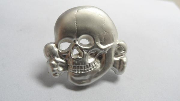 Metal 3D Head Lapel Pin Metal Badge Sand Clock Cute Hard Enamel Pin Brooch