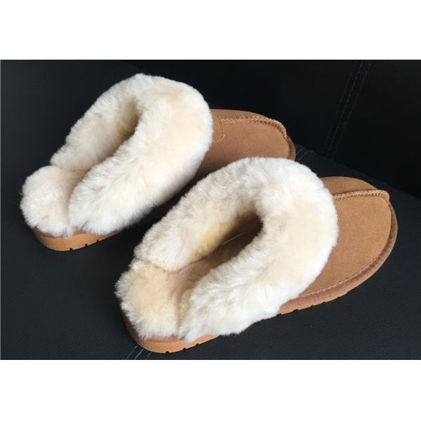 Тапочка 100% кожи замши ЕВА каштана ботинок дам тапочек овчины мягкая единственная