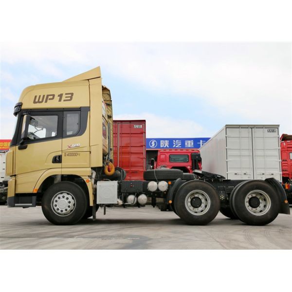 CHACMAN X3000 M3000 10 Wheeler Tractor Head Heavy Duty 420HP Prime Mover