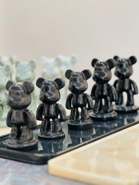 Aesthetic Custom Marble Statue Marble BearBrick Statue Handcrafted For Luxury Home Decoration