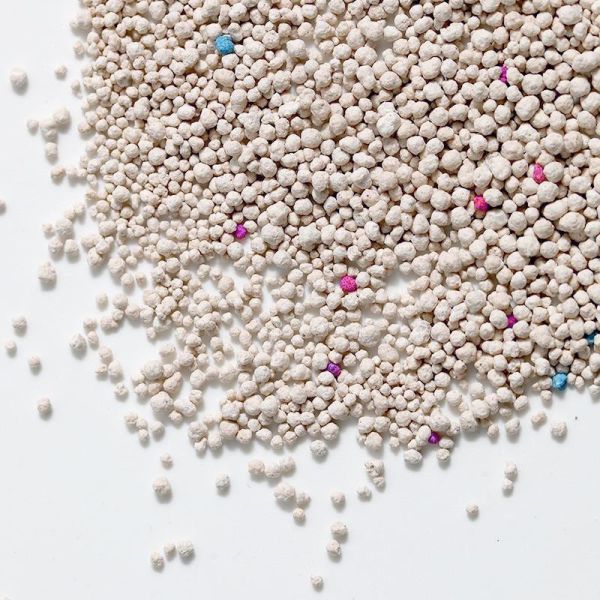 Ultra Clumping Bentonite Cat Litter for Superior Moisture Absorption and Waste Control