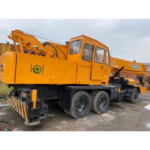 Kato 25ton Used Crane in Good Condition with 25TON Operating Weight and 25000 KG Machine Weight