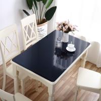 O PVC transparente imprimiu a toalha de mesa para a casa simples que janta o café