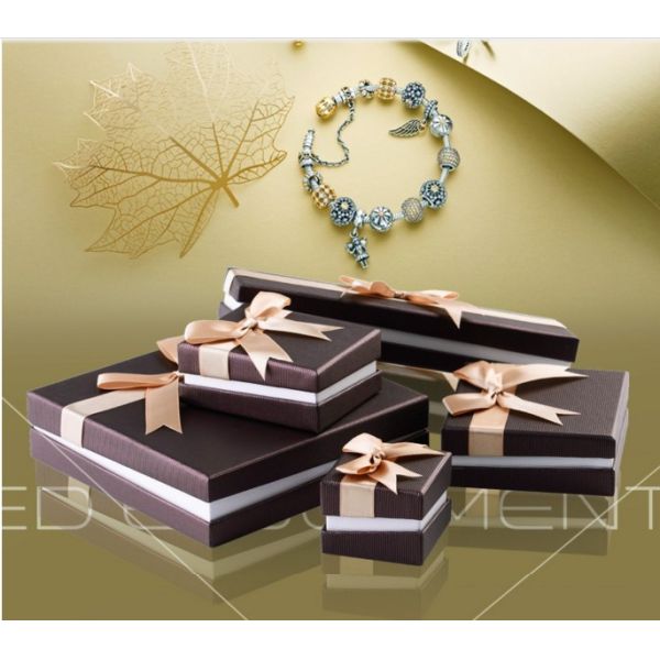 Stylish Design Cardboard Jewelry Gift Boxes With Bow Velvet Foam Insert
