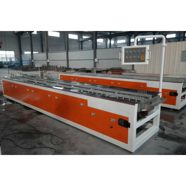 Extruding Equipment for WPC Door Panel Production Line Unapplicable Screw L/D Ratio