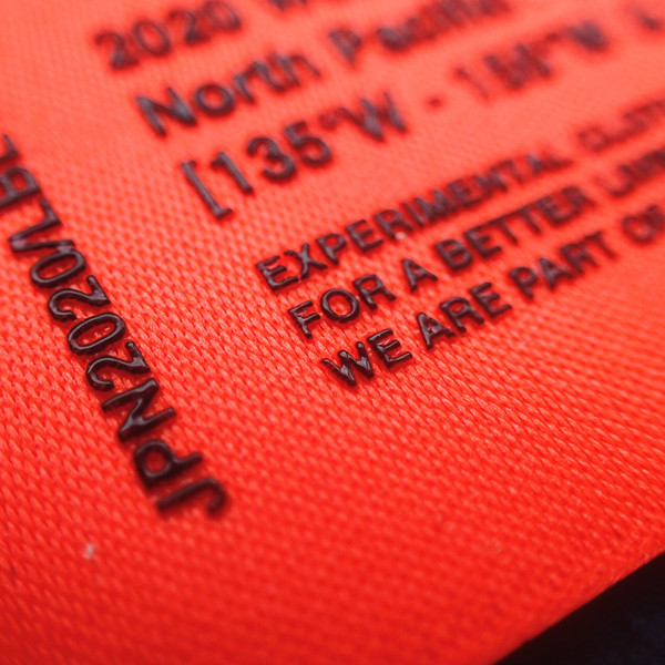 Подгонянный экран логотипа 100% полиэстер 3D печатая ярлыки одежды