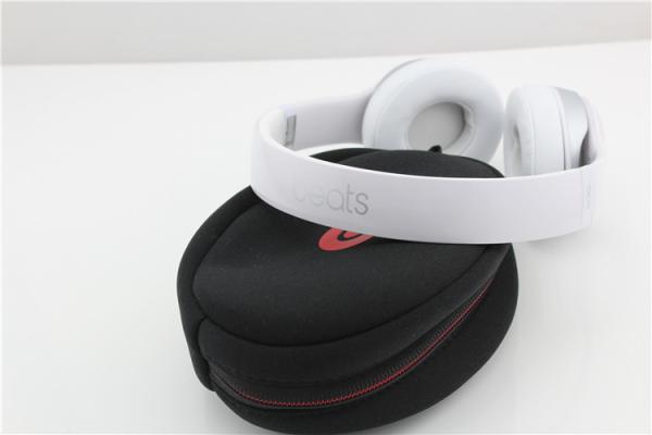 Beats by Dr. Dre Solo2 Headphones (wired) - White come from gold ren group ltd made in china from grgheadsets-com.ecer.com