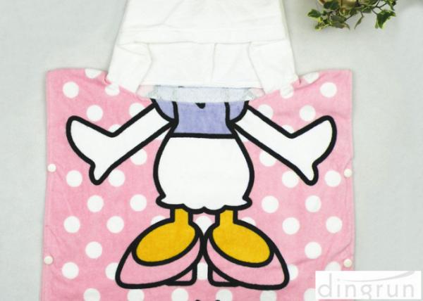 Boys / Girls Hooded Poncho Towels Donald Duck Mickey Mouse Shape Comfortable
