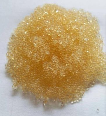 Résine d'échange d'ions Particules sphériques de couleur claire Utilisées pour préparer de l'eau pour la transformation alimentaire, etc.