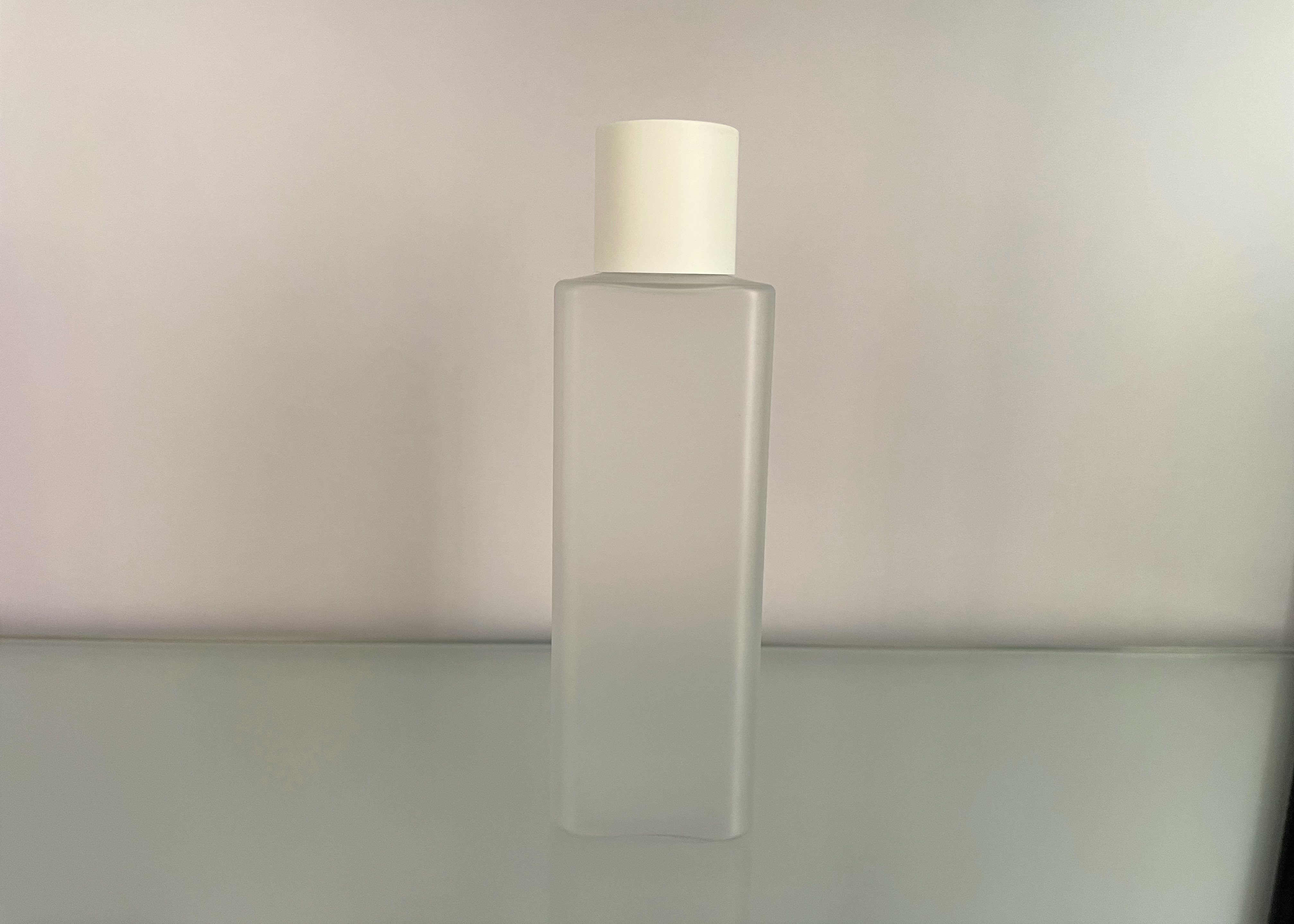 Бутылка белого ясного штейнового ЛЮБИМЦА 150ml 24mm квадратная