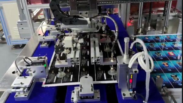 Cartão de jogo de cartão de plástico automático completo 5x5 Punching Cartão automático Die Cutter YLP-FA-600