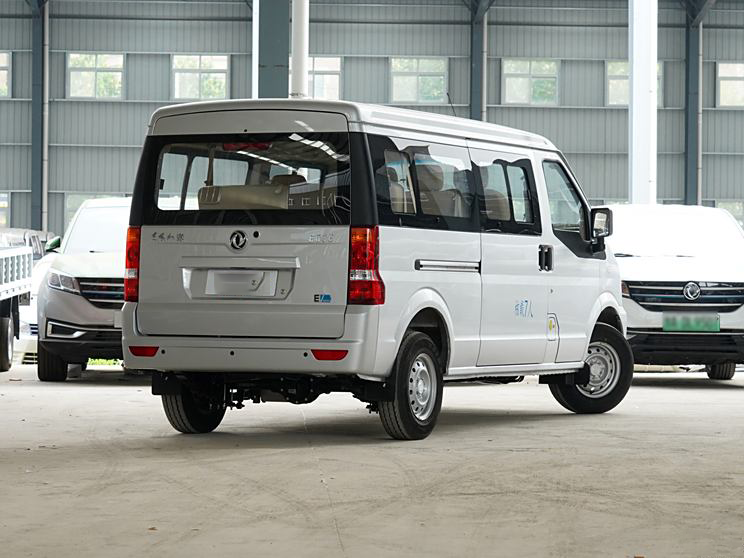 DFSK EC36 300KM Ev Minivan 7 Passengers Mini Bus 4500 X 1680 X 2000MM
