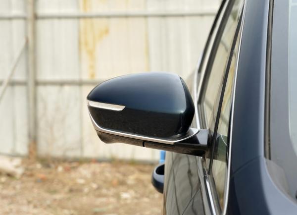 Os carros 1.5T 181HP L4 6 do combustível de MPV assentam o veículo novo de alta velocidade da viagem de negócios dos carros