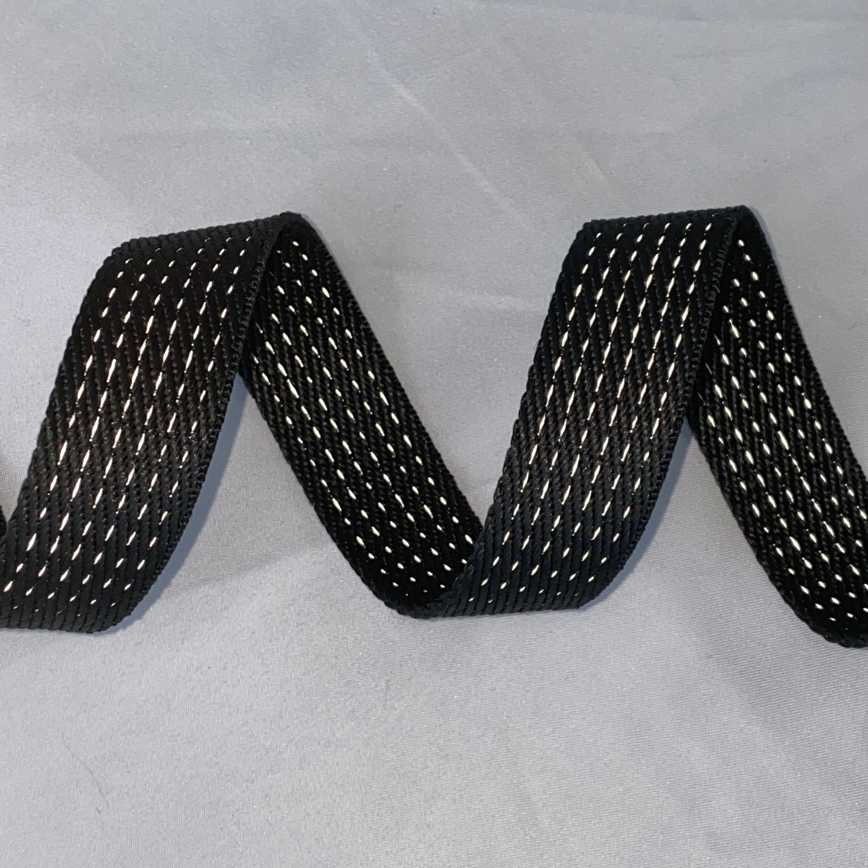 Heavy duty Reflective polyester fiber webbing suitable for pet collars pet leash safety belts backpacks and various outdoor gear products