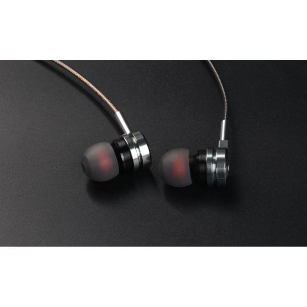 D05 Earphone Zinc Alloy HiFi Earphone In Ear Earphones fone de ouvido BASS Metal DJ MP3 Headset auriculares audifonos St