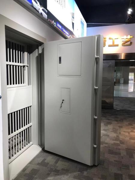 High Security 2400mm Height 1500mm Width Steel Vault Door For Museums