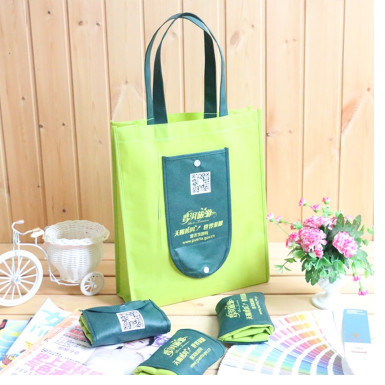 Advertising bags , cloth bags.Non-woven bag, advertising bag, product packaging bag.Hand bag,Brown paper bag