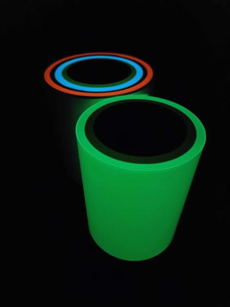Fulgor de néon no filme luminescente verde acrílico do vinil escuro da transferência térmica imprimível sua obscuridade