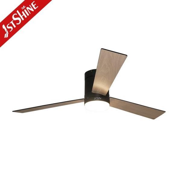Fan de teto de perfil baixo com controle remoto e luz LED de 3 cores